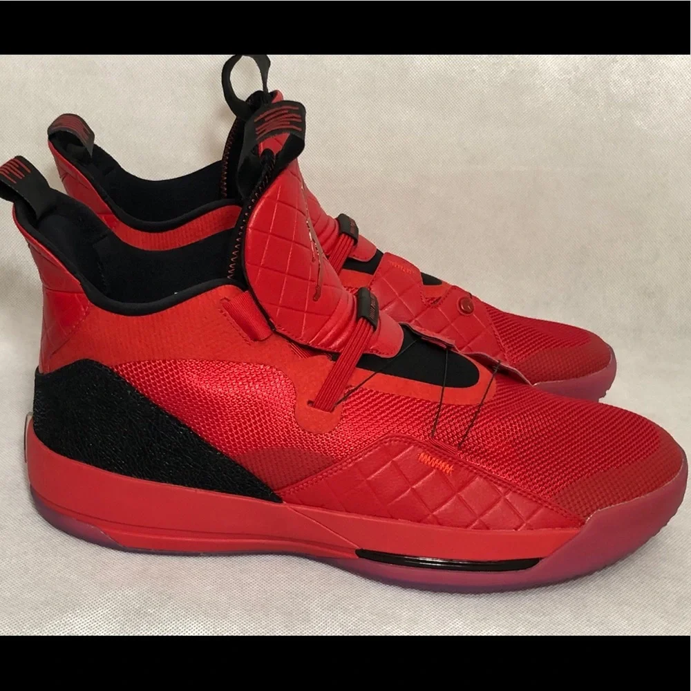Nike‎ Air Jordan 33